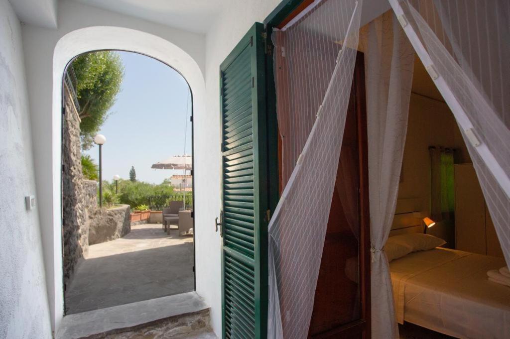 Villa Rosa Rooms Іскія Екстер'єр фото